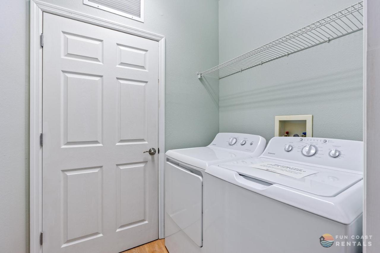 On Flagler Avenue! Dog Friendly With Balcony And Parking Walk To The Beach! New Smyrna Beach Ngoại thất bức ảnh