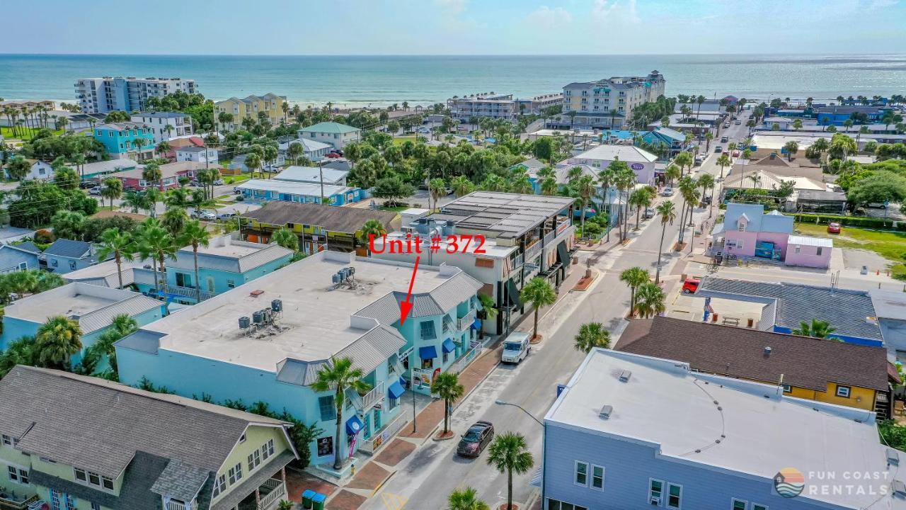 On Flagler Avenue! Dog Friendly With Balcony And Parking Walk To The Beach! New Smyrna Beach Ngoại thất bức ảnh